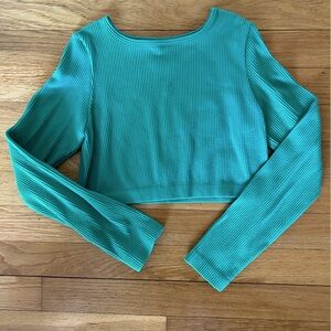 Suzette Collection Kelly Green ribbed long sleeve crop top